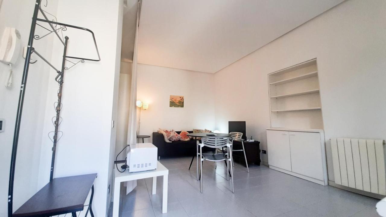 Joivy Light Isola Studio Milano Eksteriør bilde